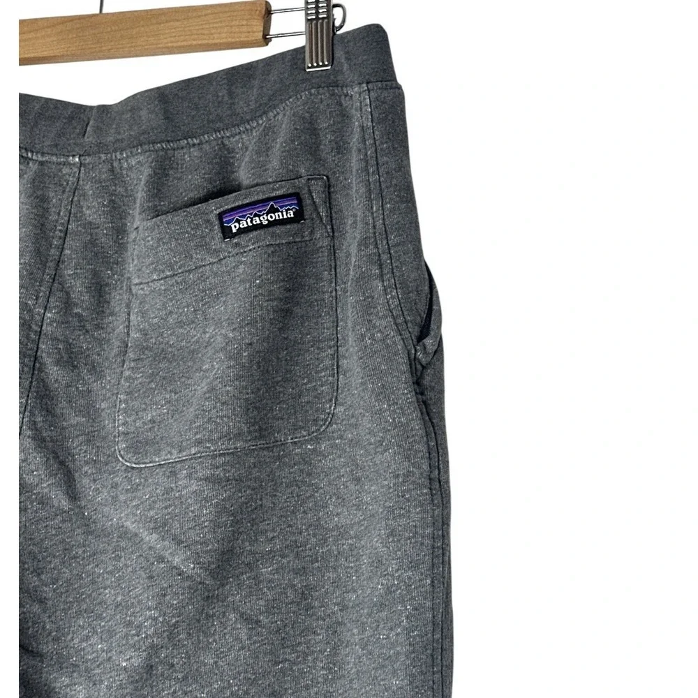 Patagonia Joggers Fleece Sweatpants Men's Medium Gray Pockets Outdoor Stretch